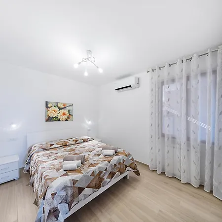 Casa Mirella